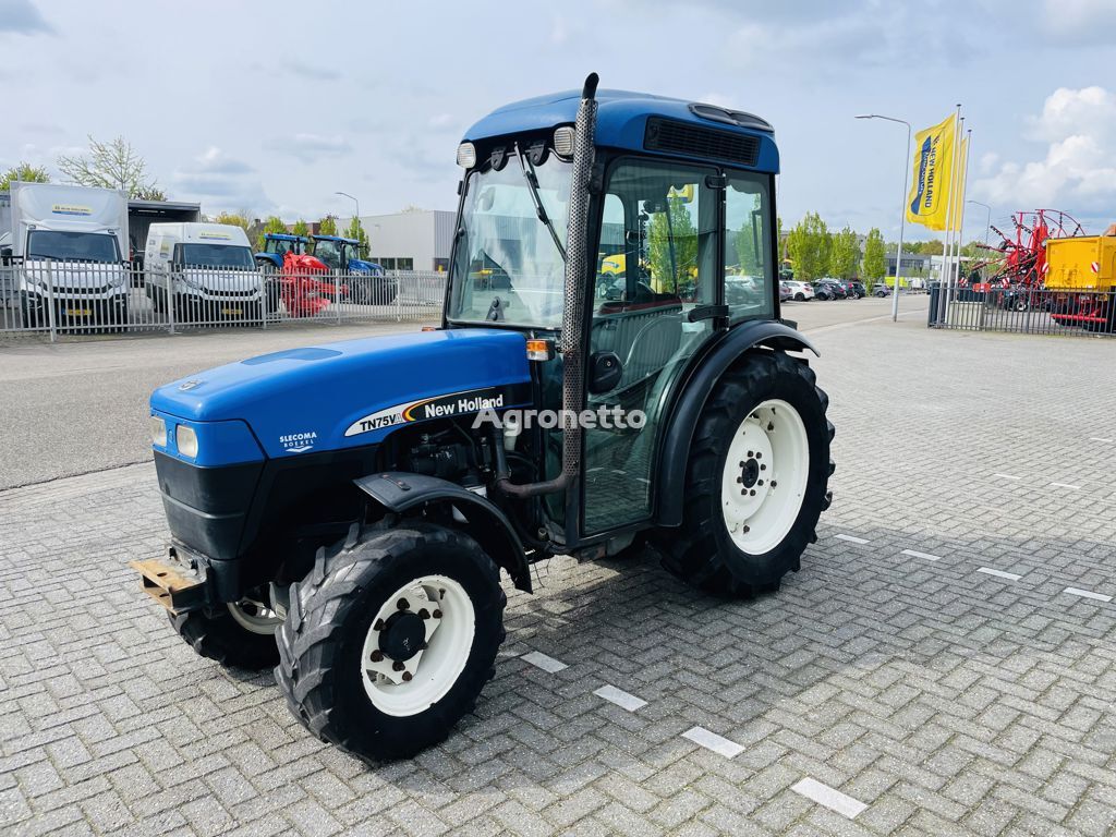New Holland TN75VA Smalspoor / Narrow mini traktor