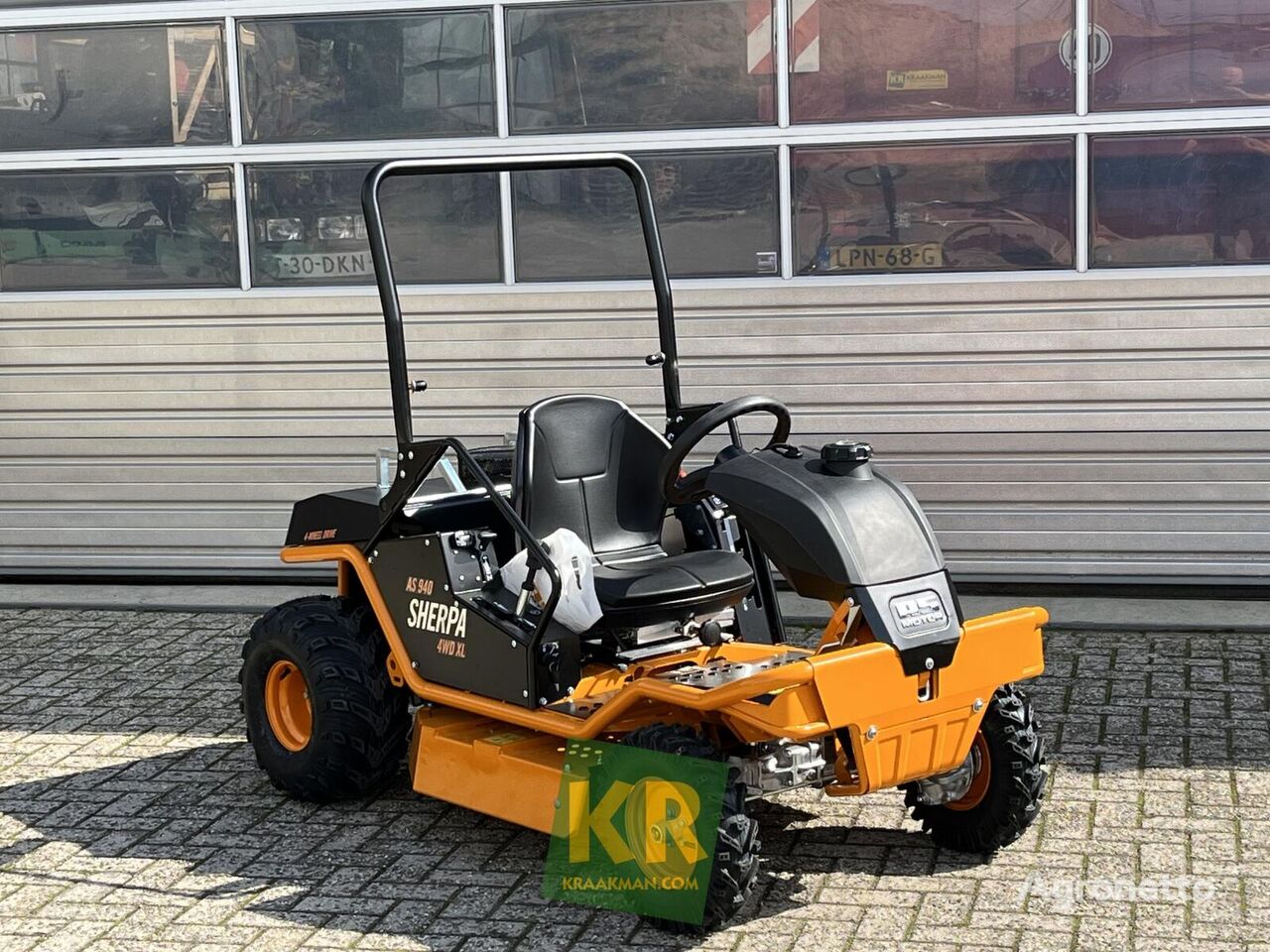 novi AS 940 sherpa 4 WD XL B&S traktor kosilica