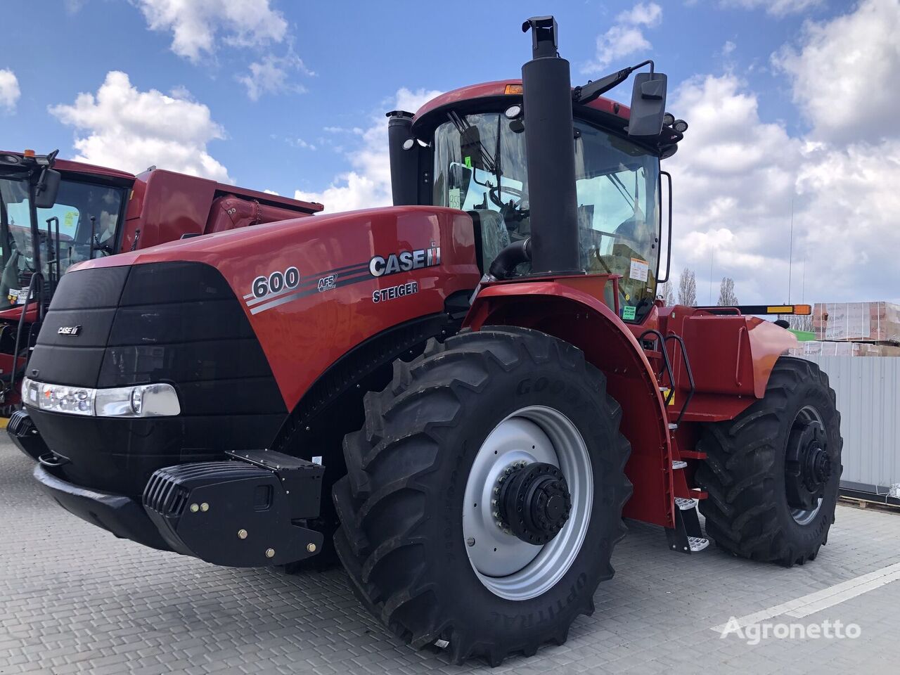 novi Case IH Steiger 600 AFS Connect v naiavnosti traktor na kotačima