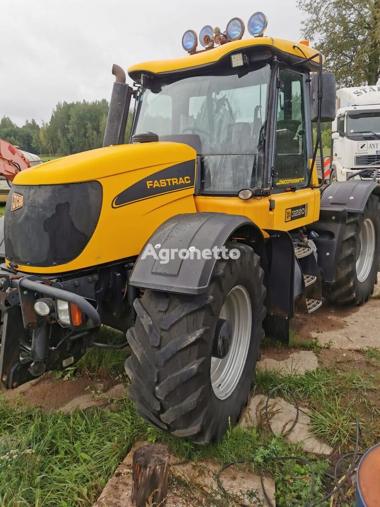 JCB Fastrac 3220 traktor na kotačima