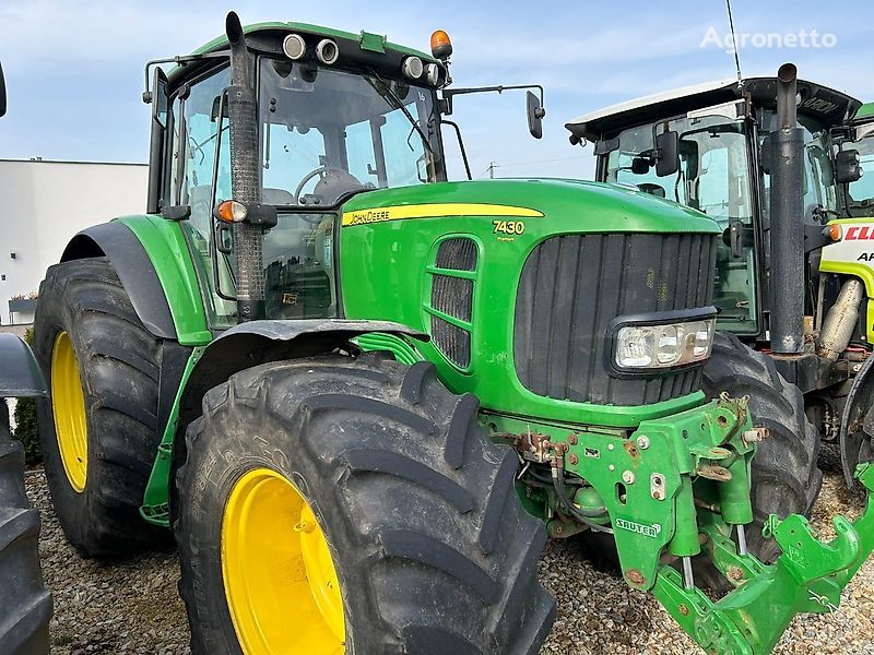 John Deere 7430 traktor na kotačima