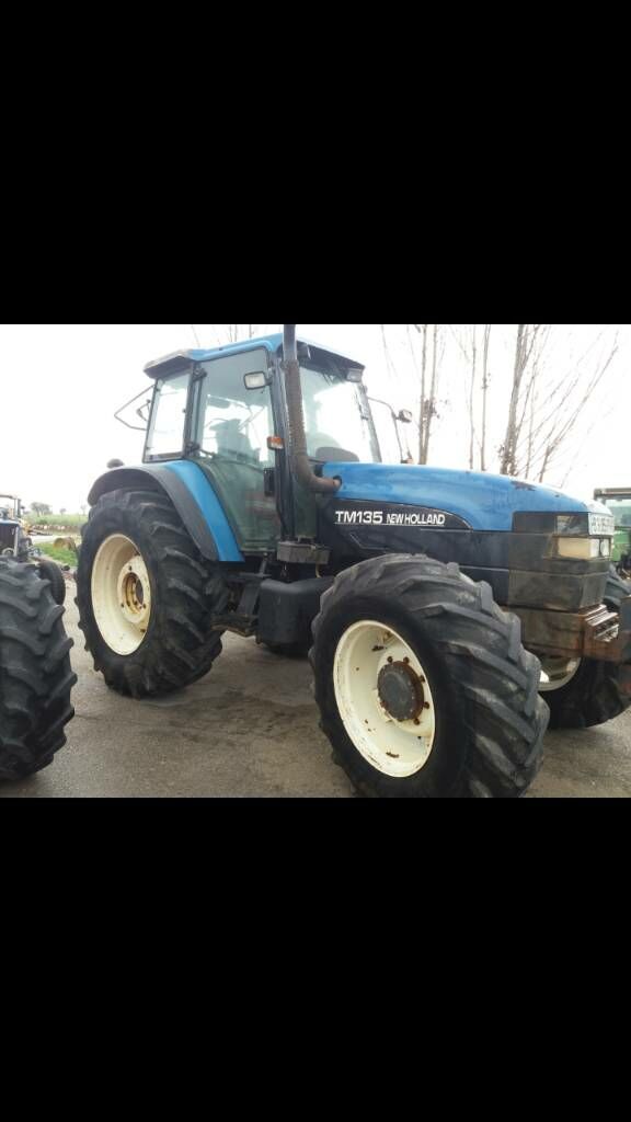 New Holland TM 135 traktor na kotačima