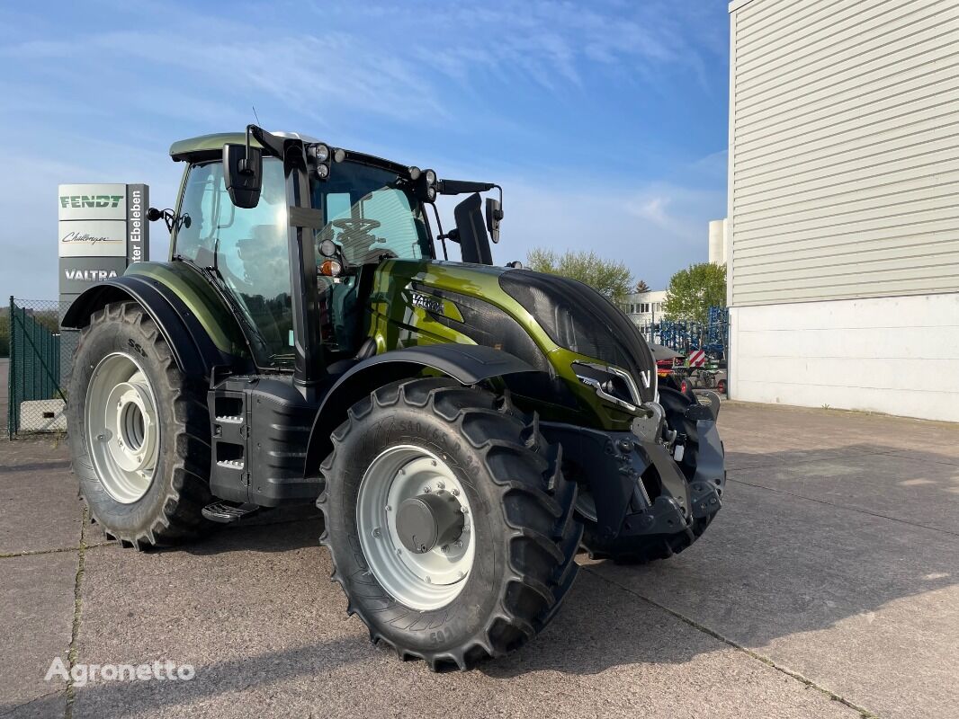 novi Valtra T235 D 2A1 traktor na kotačima